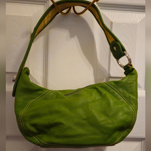 The Sak Lime Green Leather Hobo Bag - Picture 2 of 16